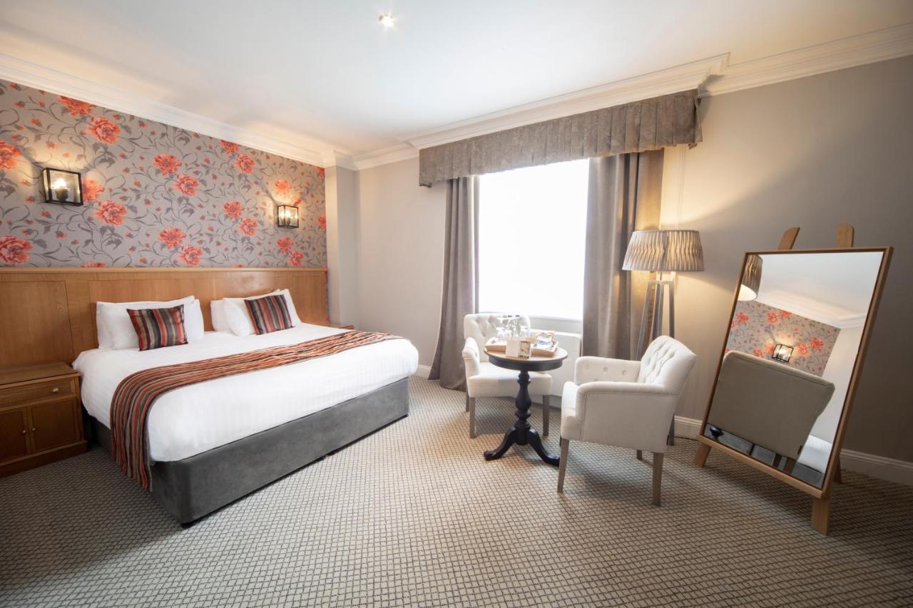 Whittlebury Hall And Spa Eksteriør bilde