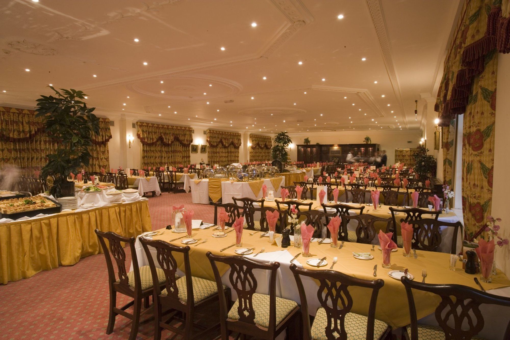 Whittlebury Hall And Spa Restaurant bilde