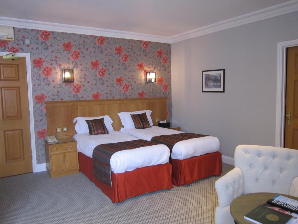Whittlebury Hall And Spa Eksteriør bilde