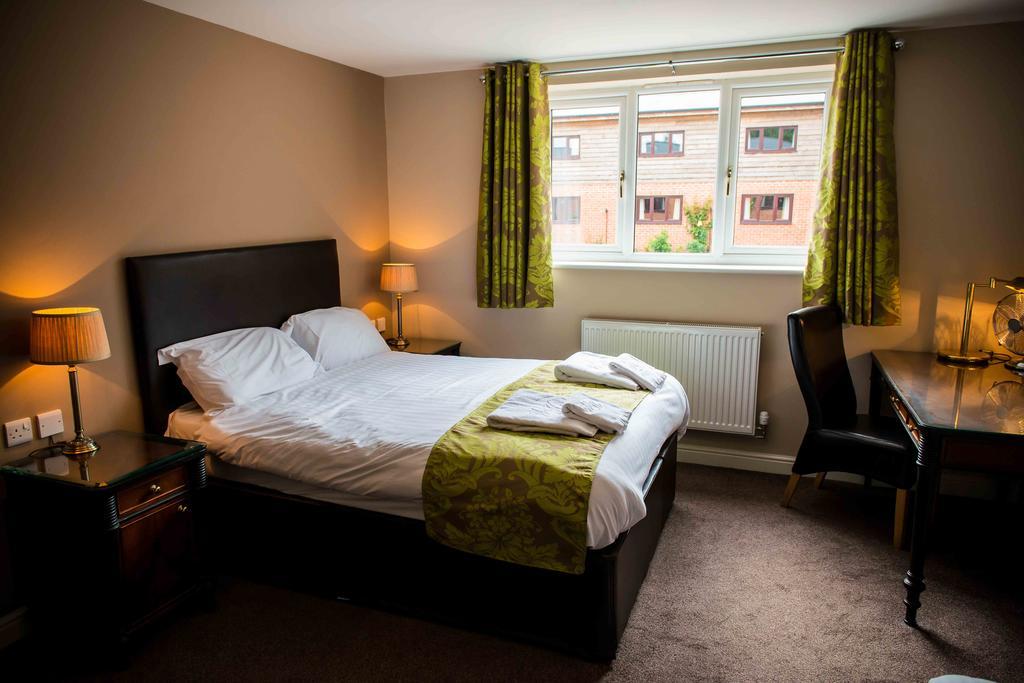 Whittlebury Hall And Spa Eksteriør bilde