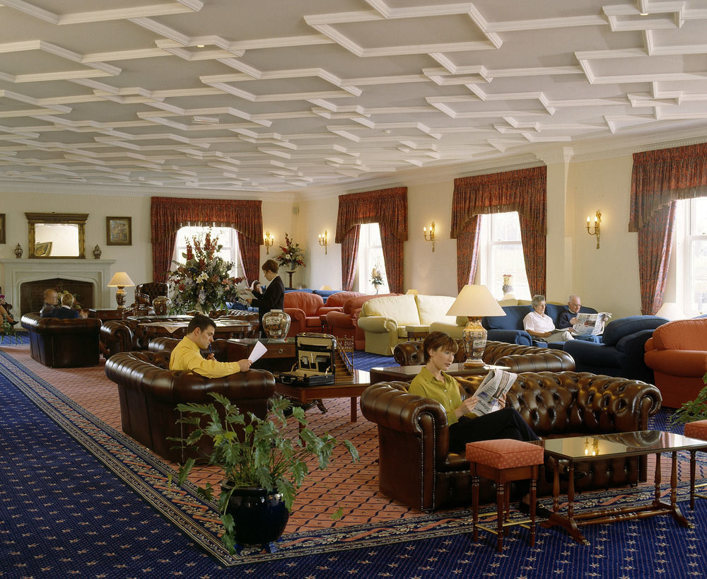 Whittlebury Hall And Spa Eksteriør bilde