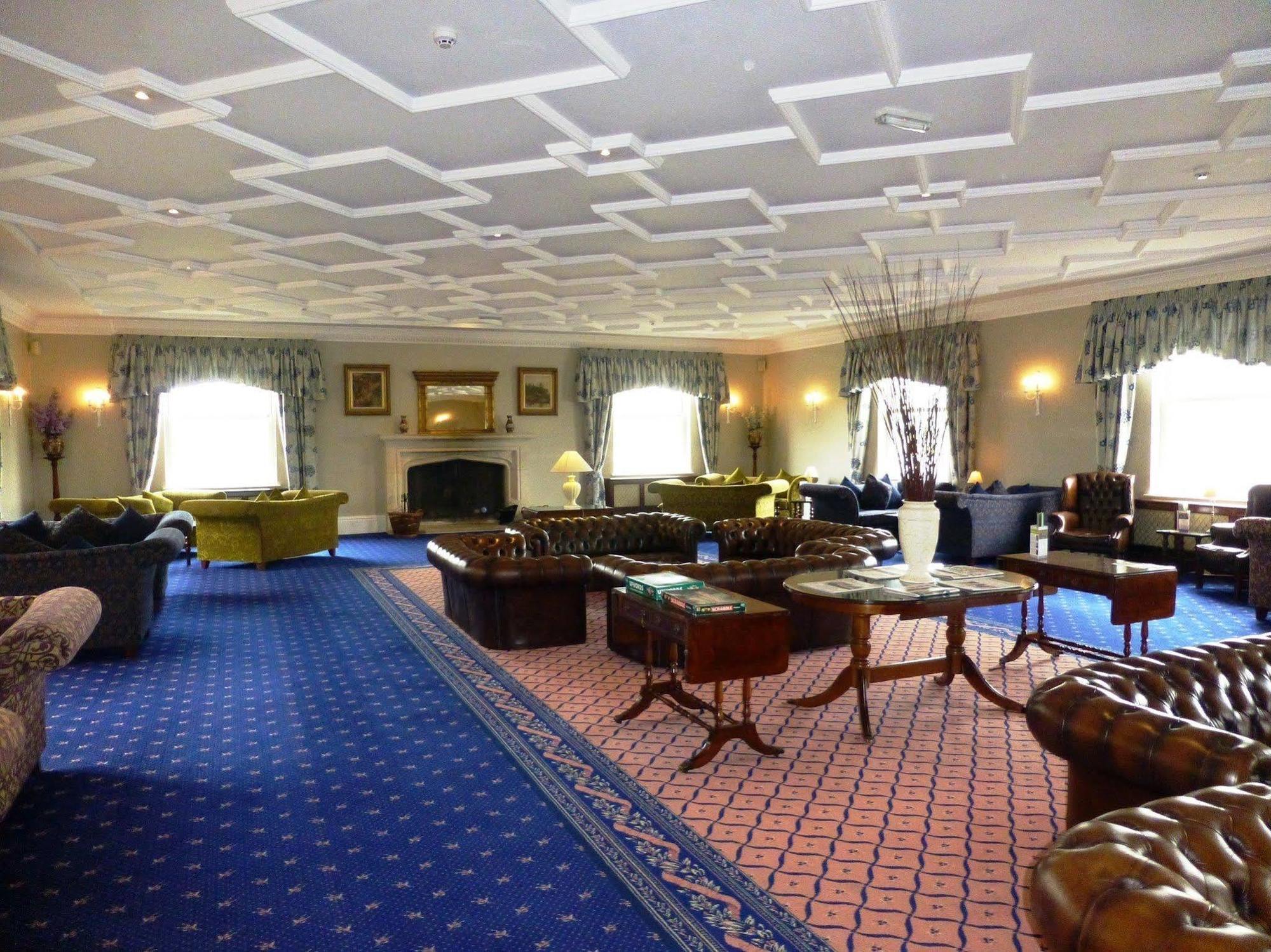 Whittlebury Hall And Spa Eksteriør bilde